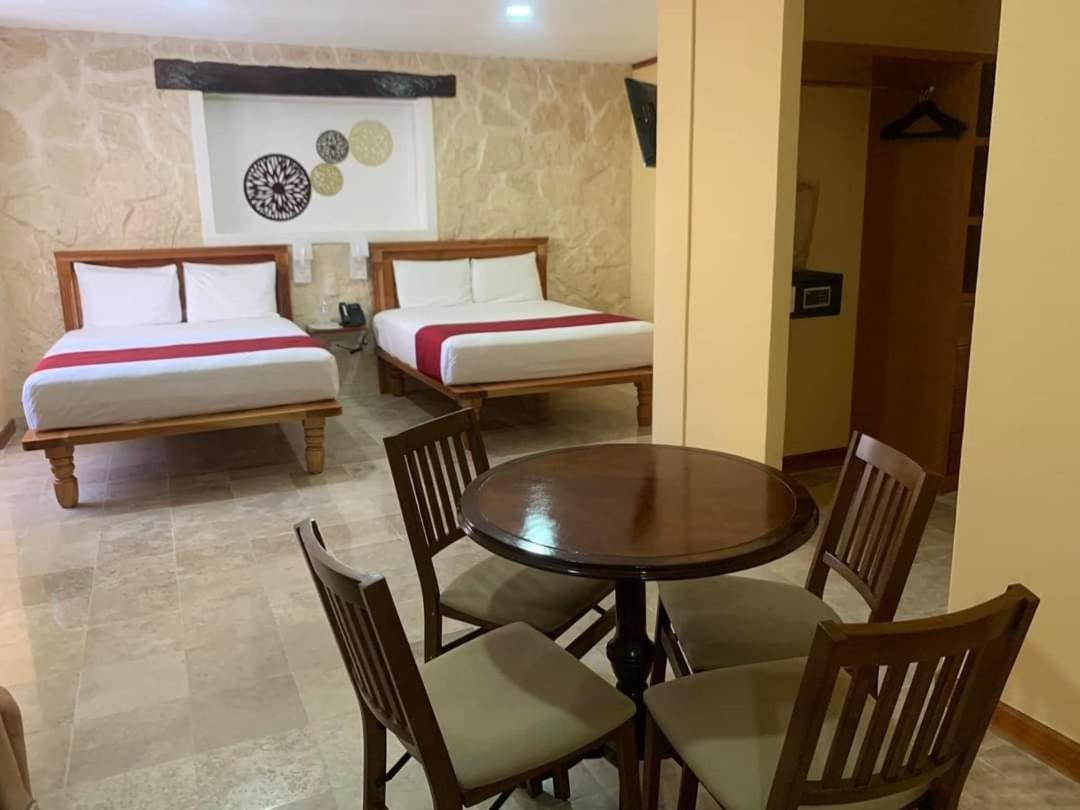 Cancun International Suites ภายนอก รูปภาพ
